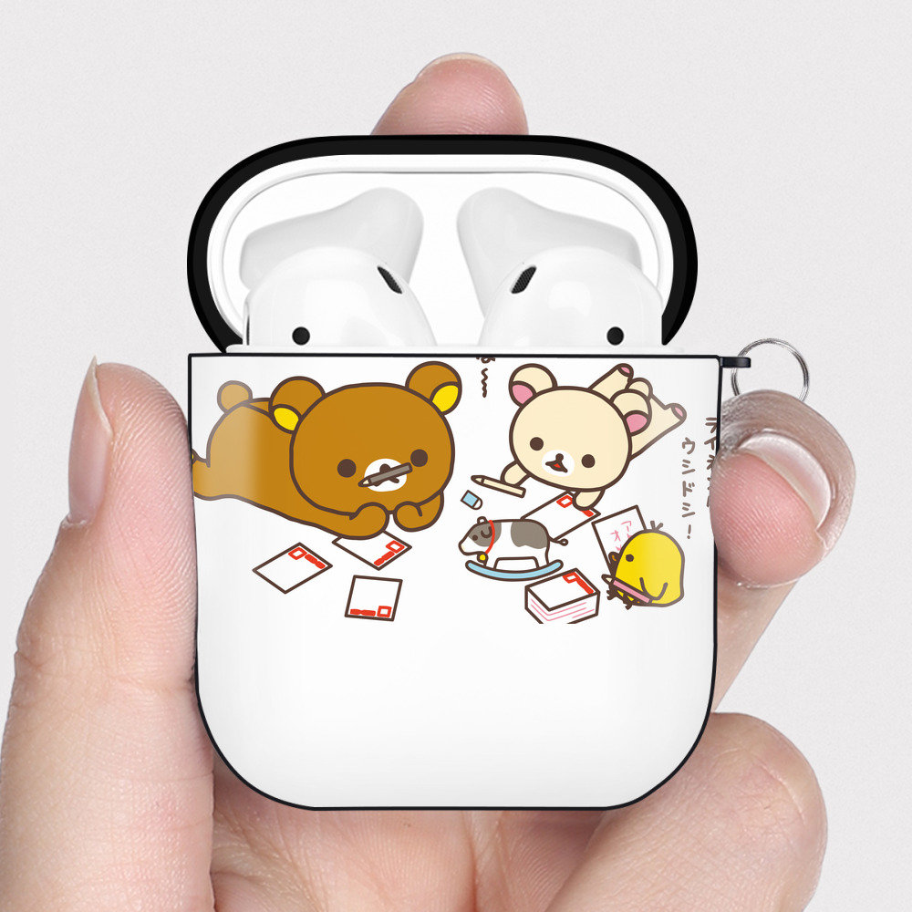 （画像用） リラックマ リラックマ キイロイトリ Rilakkuma Korilakkuma Kiiroitori AirPods 第2世代保護ケース ハードシェル ブラック 耐衝撃・防指紋・カラビナ付き