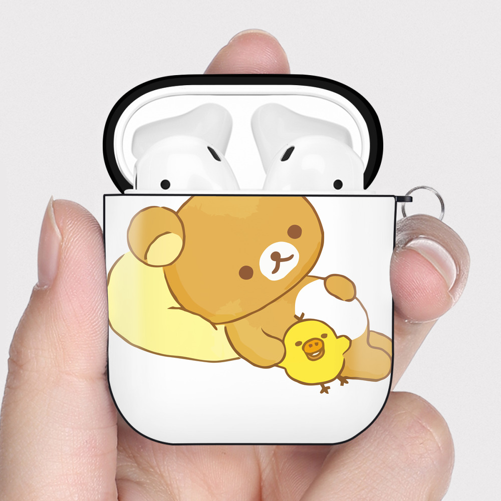 （画像用） リラックマ リラックマ キイロイトリ Rilakkuma Korilakkuma Kiiroitori AirPods 第2世代保護ケース ハードシェル ブラック 耐衝撃・防指紋・カラビナ付き