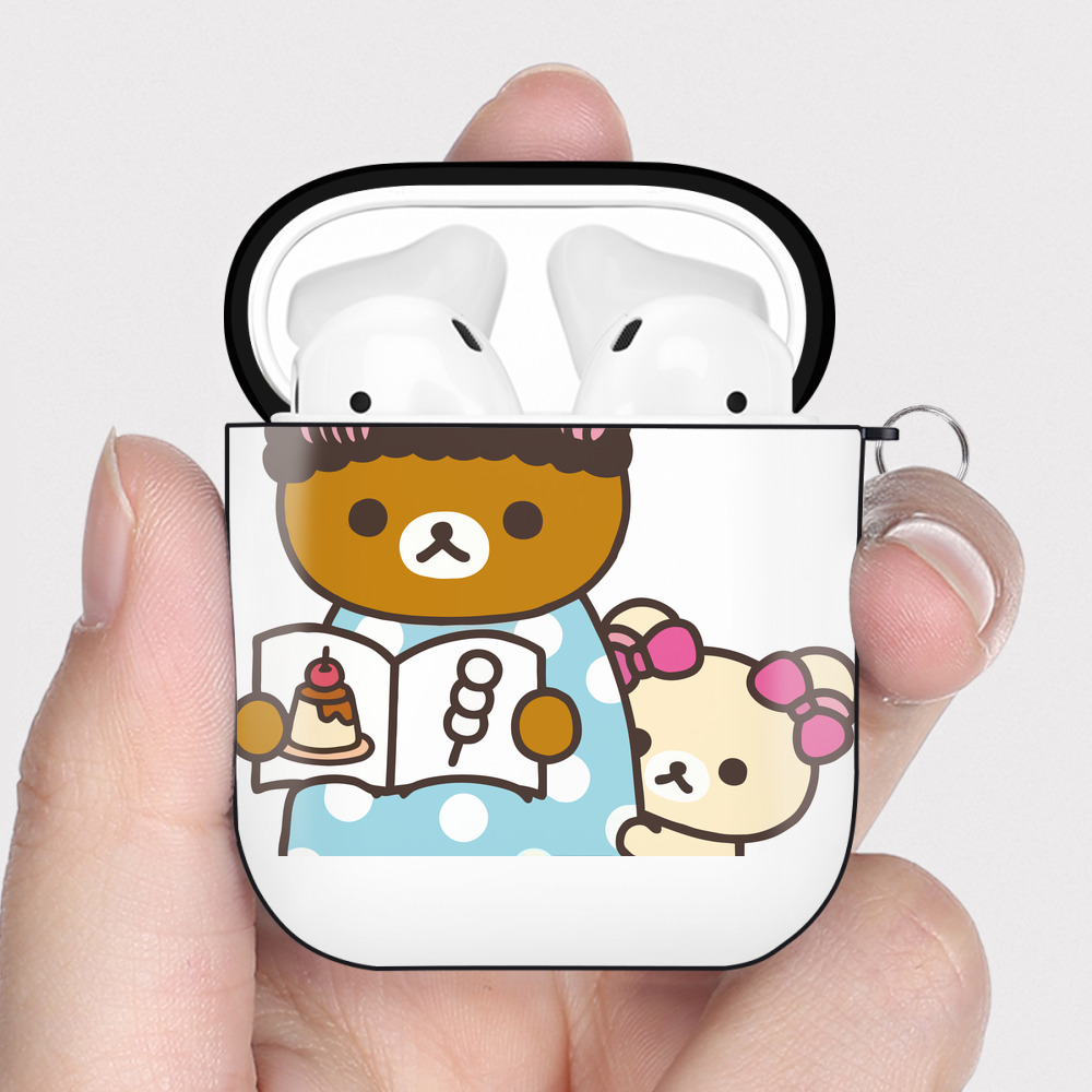 （画像用） リラックマ リラックマ キイロイトリ Rilakkuma Korilakkuma Kiiroitori AirPods 第2世代保護ケース ハードシェル ブラック 耐衝撃・防指紋・カラビナ付き