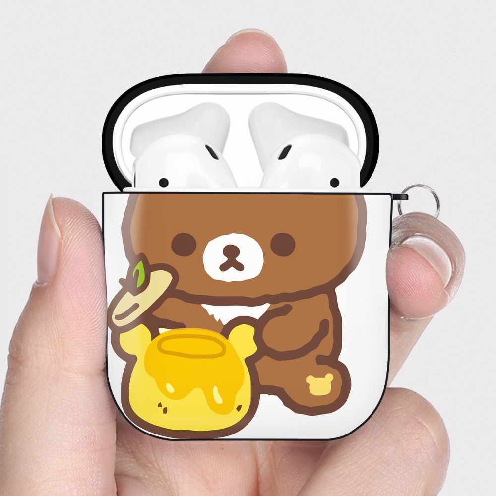 （画像用） リラックマ リラックマ キイロイトリ Rilakkuma Korilakkuma Kiiroitori AirPods 第2世代保護ケース ハードシェル ブラック 耐衝撃・防指紋・カラビナ付き
