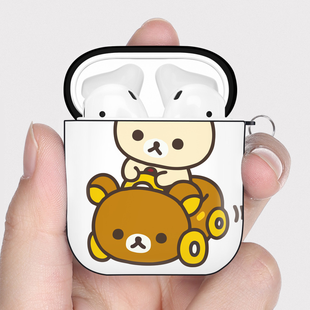 （画像用） リラックマ リラックマ キイロイトリ Rilakkuma Korilakkuma Kiiroitori AirPods 第2世代保護ケース ハードシェル ブラック 耐衝撃・防指紋・カラビナ付き