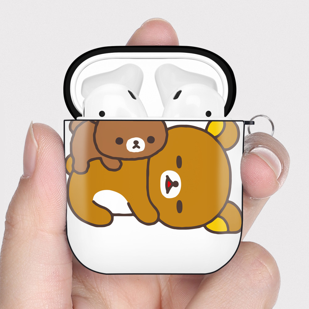 （画像用） リラックマ リラックマ キイロイトリ Rilakkuma Korilakkuma Kiiroitori AirPods 第2世代保護ケース ハードシェル ブラック 耐衝撃・防指紋・カラビナ付き