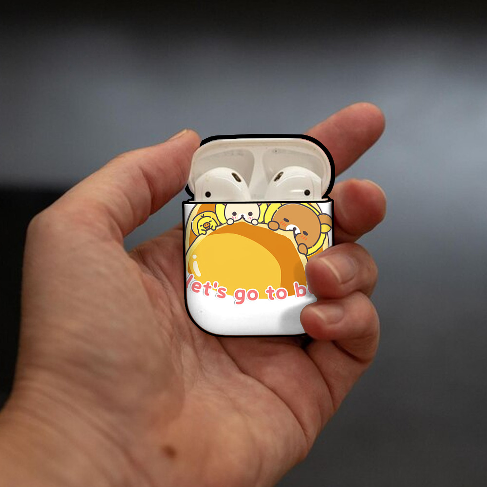 リラックマ リラックマ キイロイトリ Rilakkuma Korilakkuma Kiiroitori AirPods 第2世代保護ケース ハードシェル ブラック 耐衝撃・防指紋・カラビナ付き