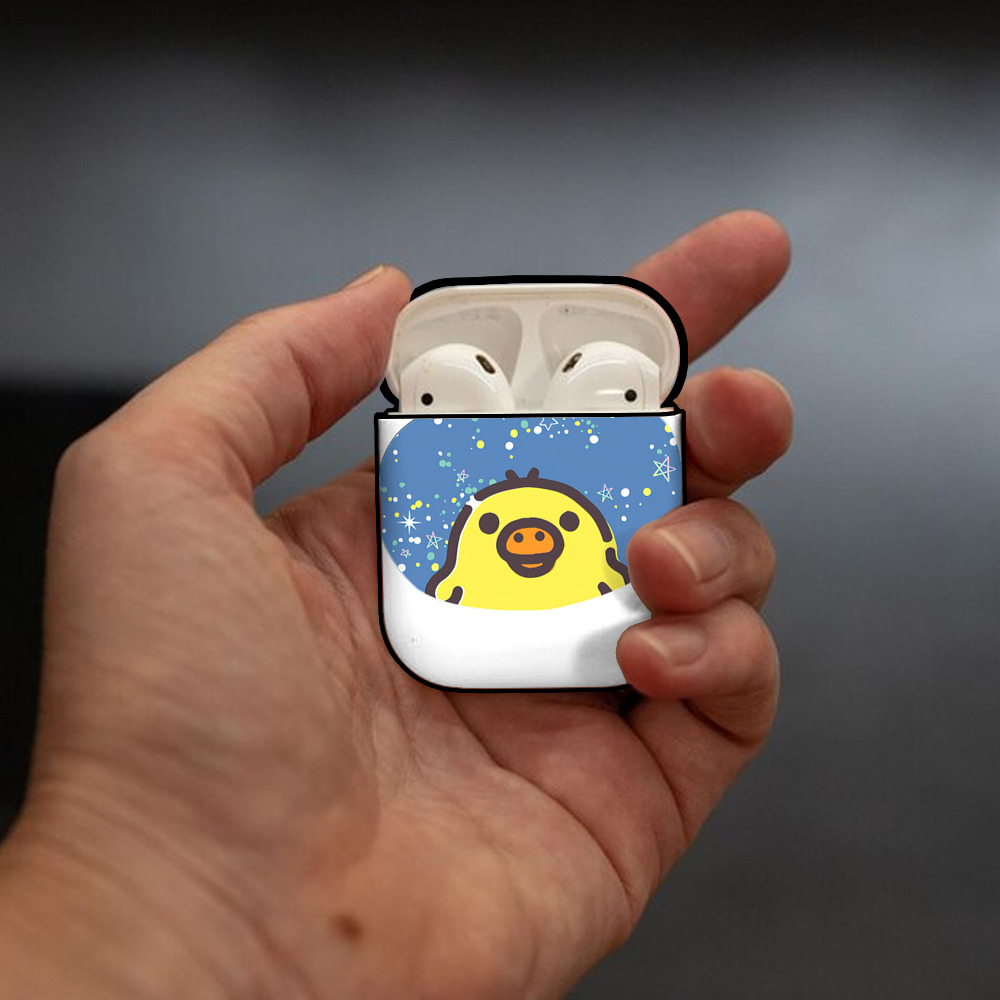 リラックマ リラックマ キイロイトリ Rilakkuma Korilakkuma Kiiroitori AirPods 第2世代保護ケース ハードシェル ブラック 耐衝撃・防指紋・カラビナ付き