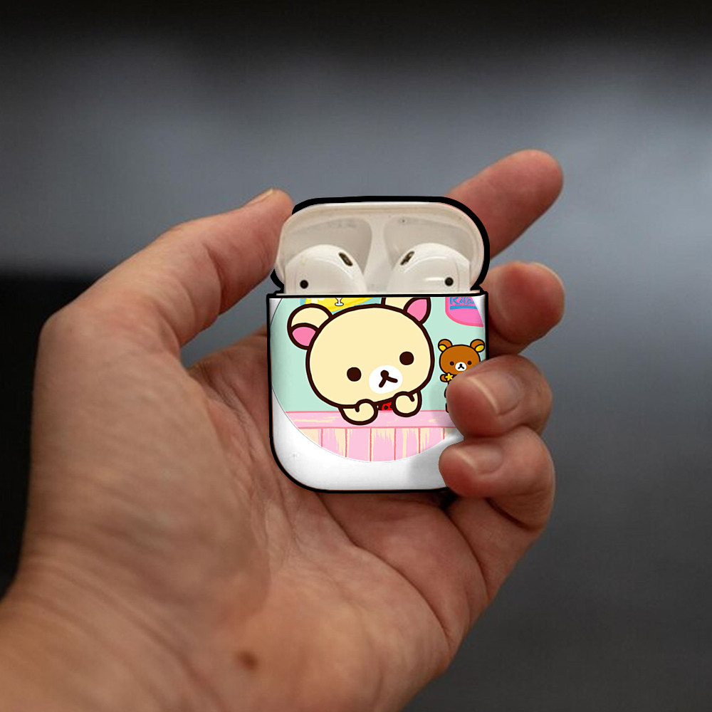 リラックマ リラックマ キイロイトリ Rilakkuma Korilakkuma Kiiroitori AirPods 第2世代保護ケース ハードシェル ブラック 耐衝撃・防指紋・カラビナ付き