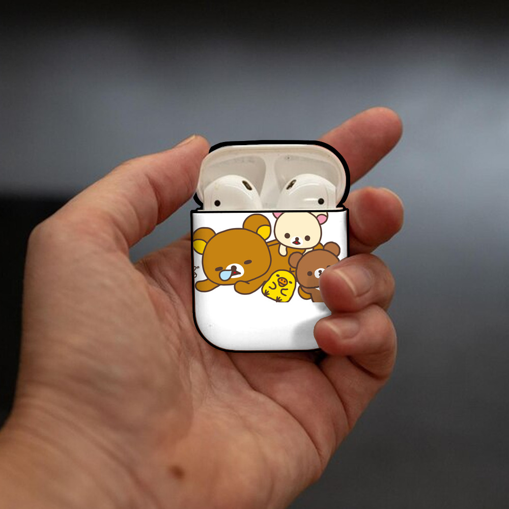 リラックマ リラックマ キイロイトリ Rilakkuma Korilakkuma Kiiroitori AirPods 第2世代保護ケース ハードシェル ブラック 耐衝撃・防指紋・カラビナ付き