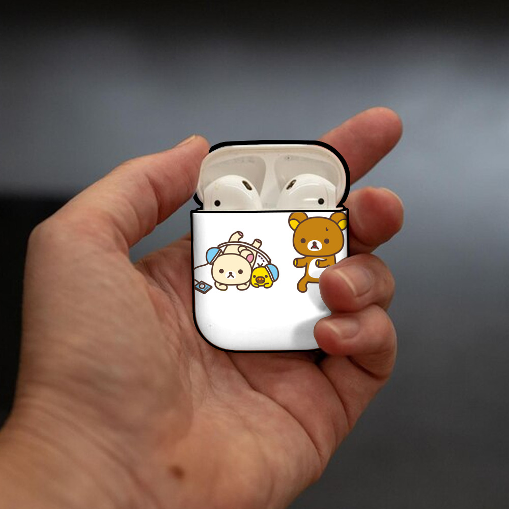 リラックマ リラックマ キイロイトリ Rilakkuma Korilakkuma Kiiroitori AirPods 第2世代保護ケース ハードシェル ブラック 耐衝撃・防指紋・カラビナ付き