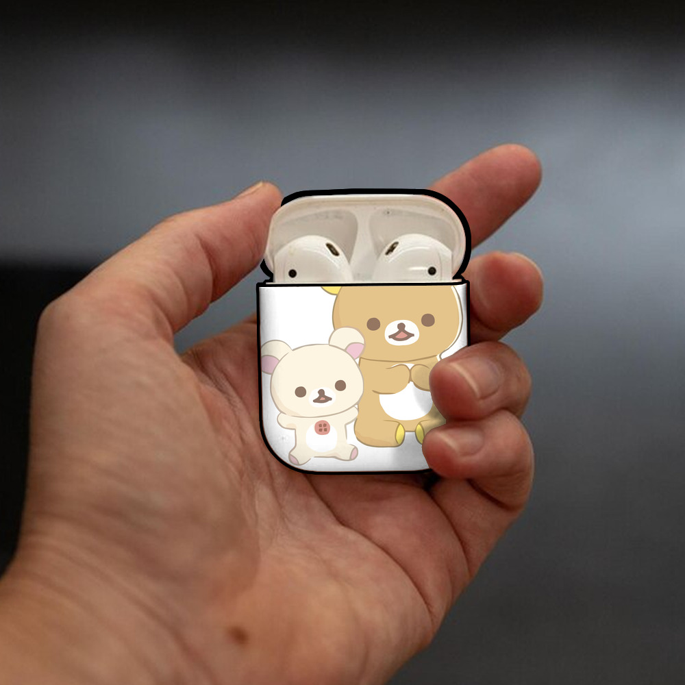 リラックマ リラックマ キイロイトリ Rilakkuma Korilakkuma Kiiroitori AirPods 第2世代保護ケース ハードシェル ブラック 耐衝撃・防指紋・カラビナ付き
