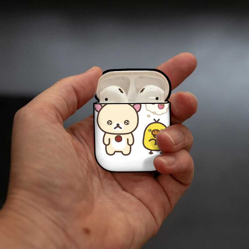 リラックマ リラックマ キイロイトリ Rilakkuma Korilakkuma Kiiroitori AirPods 第2世代保護ケース ハードシェル ブラック 耐衝撃・防指紋・カラビナ付き