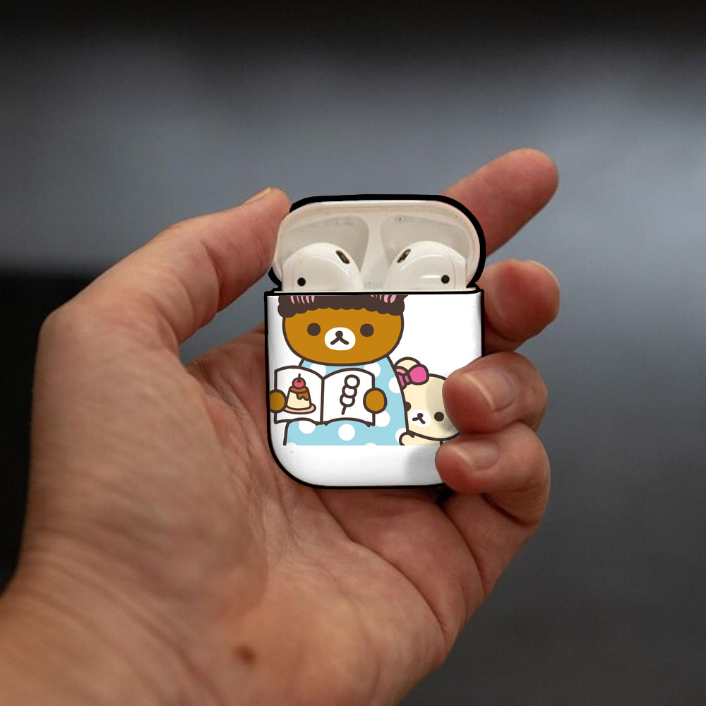 リラックマ リラックマ キイロイトリ Rilakkuma Korilakkuma Kiiroitori AirPods 第2世代保護ケース ハードシェル ブラック 耐衝撃・防指紋・カラビナ付き