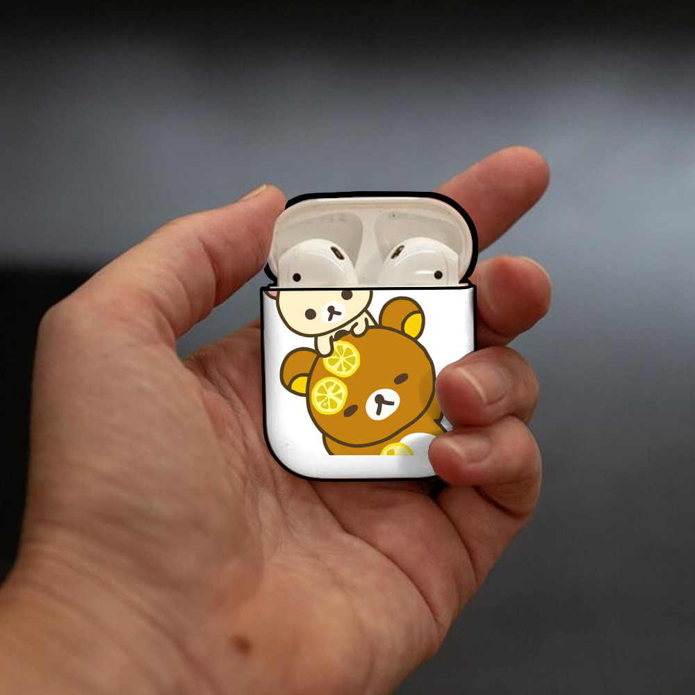 リラックマ リラックマ キイロイトリ Rilakkuma Korilakkuma Kiiroitori AirPods 第2世代保護ケース ハードシェル ブラック 耐衝撃・防指紋・カラビナ付き