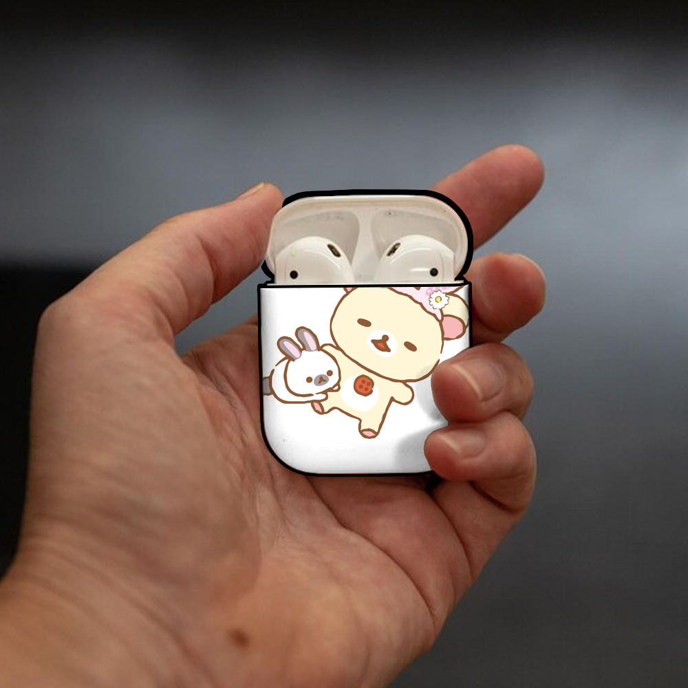 リラックマ リラックマ キイロイトリ Rilakkuma Korilakkuma Kiiroitori AirPods 第2世代保護ケース ハードシェル ブラック 耐衝撃・防指紋・カラビナ付き