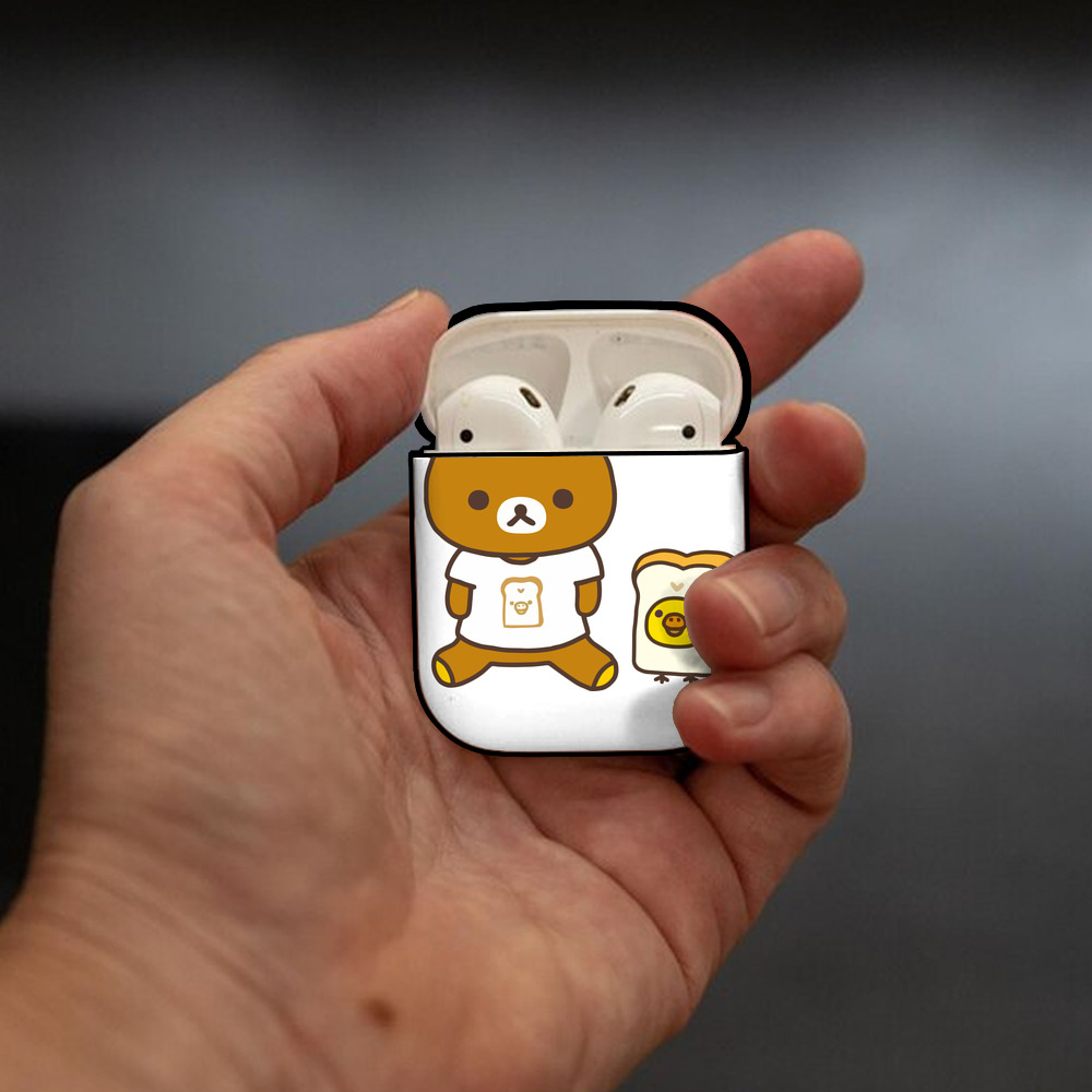 リラックマ リラックマ キイロイトリ Rilakkuma Korilakkuma Kiiroitori AirPods 第2世代保護ケース ハードシェル ブラック 耐衝撃・防指紋・カラビナ付き