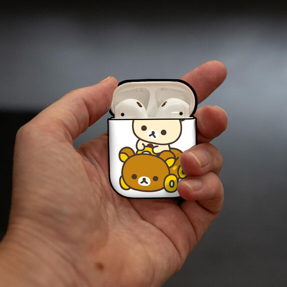 リラックマ リラックマ キイロイトリ Rilakkuma Korilakkuma Kiiroitori AirPods 第2世代保護ケース ハードシェル ブラック 耐衝撃・防指紋・カラビナ付き