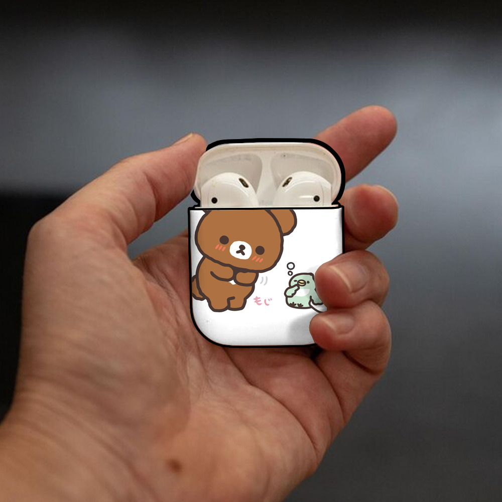 リラックマ リラックマ キイロイトリ Rilakkuma Korilakkuma Kiiroitori AirPods 第2世代保護ケース ハードシェル ブラック 耐衝撃・防指紋・カラビナ付き