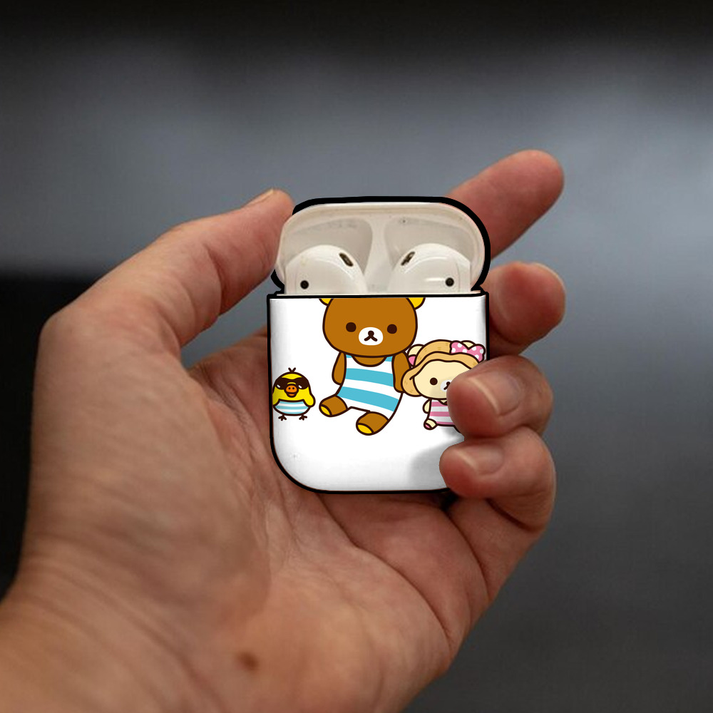リラックマ リラックマ キイロイトリ Rilakkuma Korilakkuma Kiiroitori AirPods 第2世代保護ケース ハードシェル ブラック 耐衝撃・防指紋・カラビナ付き