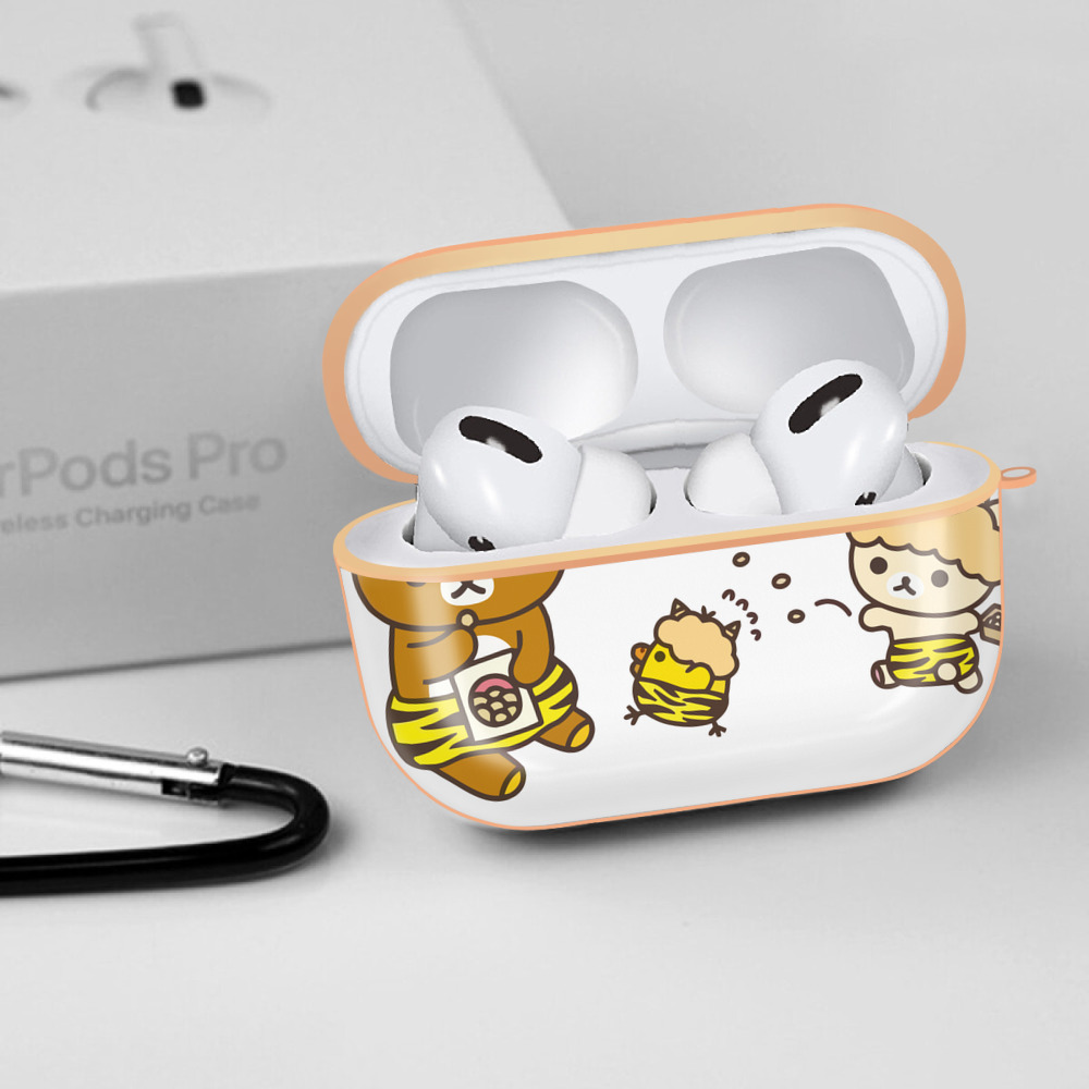 リラックマ リラックマ キイロイトリ Rilakkuma Korilakkuma Kiiroitori 【AirPods Pro用】ハードシェル保護ケース｜耐衝撃・防指紋・カラビナ付き商品仕様