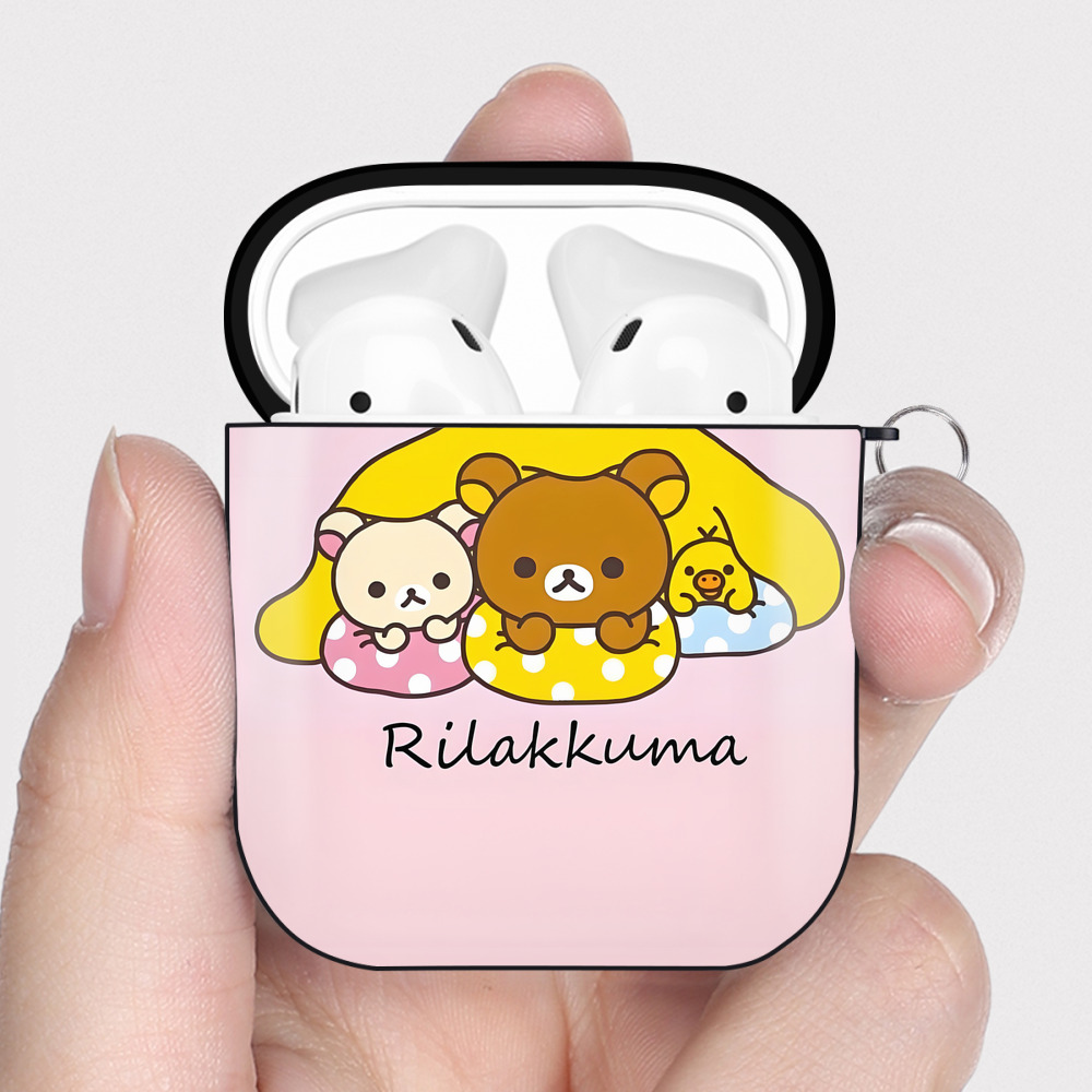 （画像用） リラックマ リラックマ キイロイトリ Rilakkuma Korilakkuma Kiiroitori AirPods 第2世代保護ケース ハードシェル ブラック 耐衝撃・防指紋・カラビナ付き