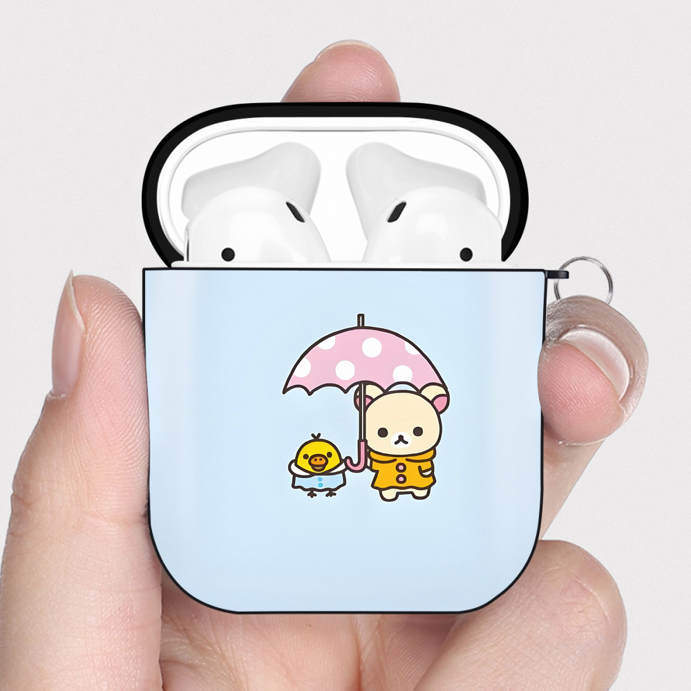 （画像用） リラックマ リラックマ キイロイトリ Rilakkuma Korilakkuma Kiiroitori AirPods 第2世代保護ケース ハードシェル ブラック 耐衝撃・防指紋・カラビナ付き