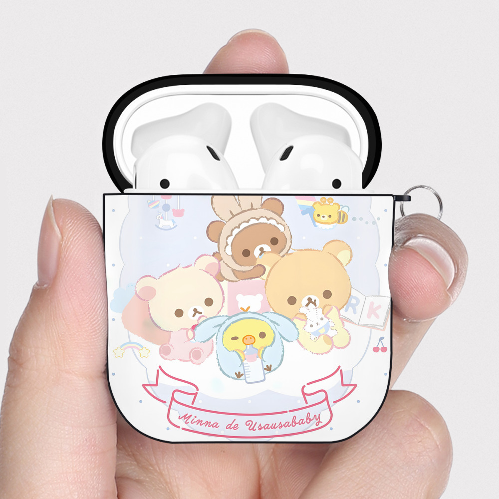 （画像用） リラックマ リラックマ キイロイトリ Rilakkuma Korilakkuma Kiiroitori AirPods 第2世代保護ケース ハードシェル ブラック 耐衝撃・防指紋・カラビナ付き