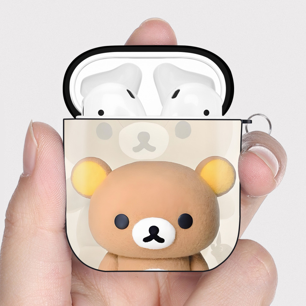 （画像用） リラックマ リラックマ キイロイトリ Rilakkuma Korilakkuma Kiiroitori AirPods 第2世代保護ケース ハードシェル ブラック 耐衝撃・防指紋・カラビナ付き