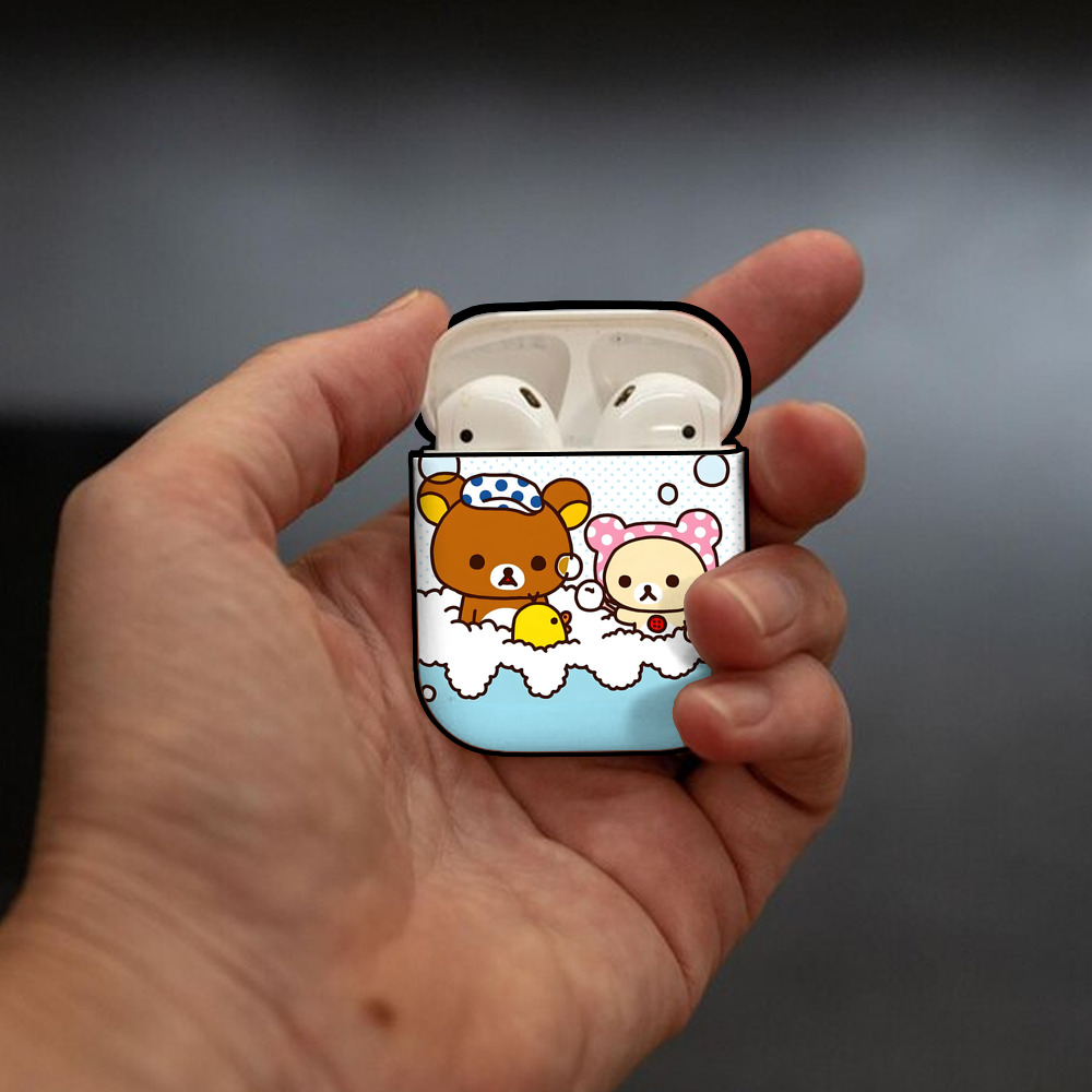 リラックマ リラックマ キイロイトリ Rilakkuma Korilakkuma Kiiroitori AirPods 第2世代保護ケース ハードシェル ブラック 耐衝撃・防指紋・カラビナ付き