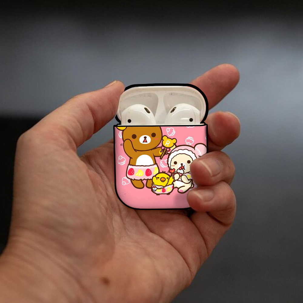 リラックマ リラックマ キイロイトリ Rilakkuma Korilakkuma Kiiroitori AirPods 第2世代保護ケース ハードシェル ブラック 耐衝撃・防指紋・カラビナ付き