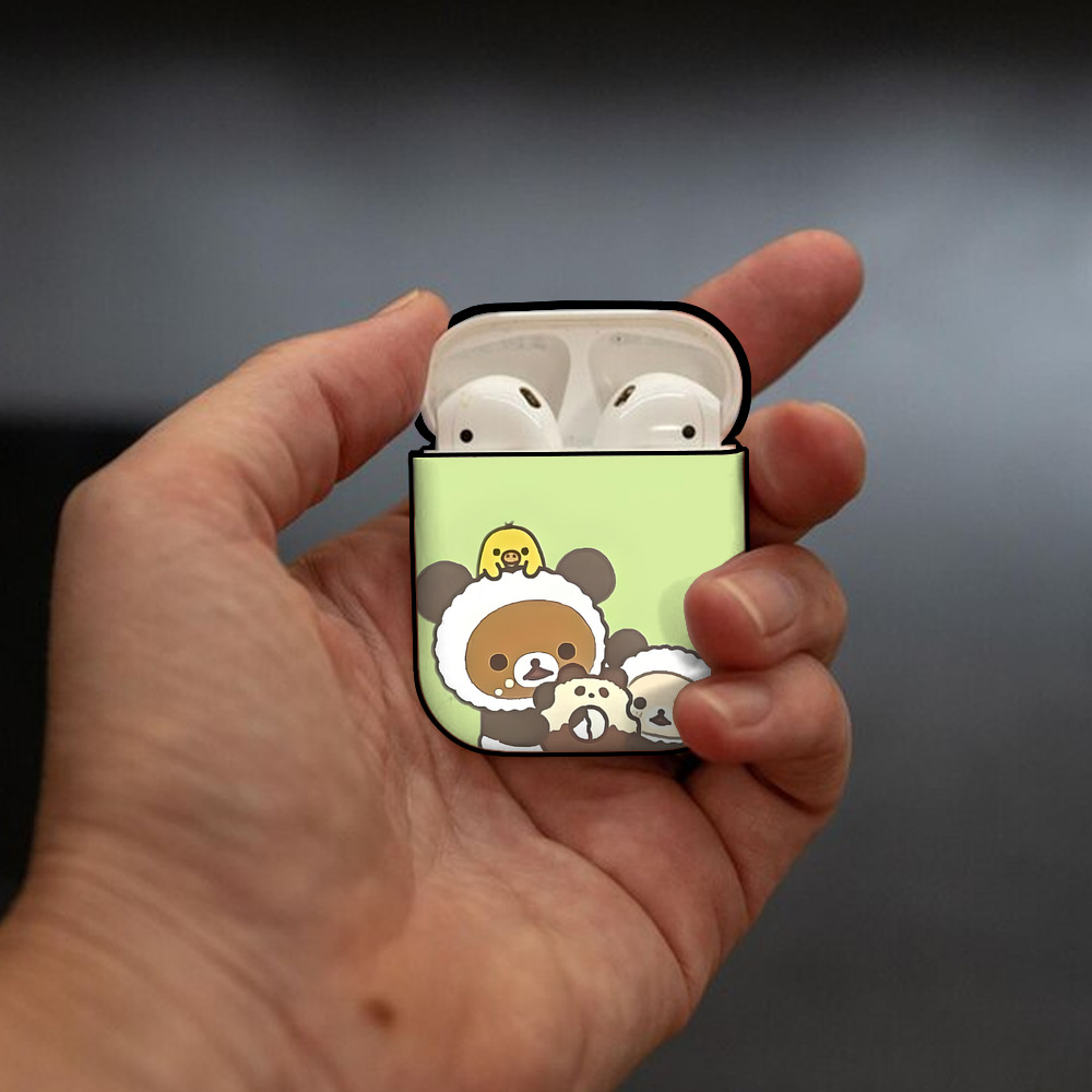 リラックマ リラックマ キイロイトリ Rilakkuma Korilakkuma Kiiroitori AirPods 第2世代保護ケース ハードシェル ブラック 耐衝撃・防指紋・カラビナ付き