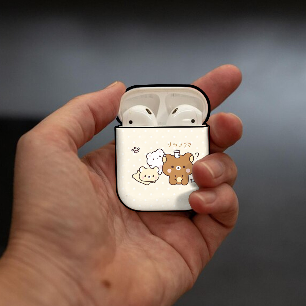 リラックマ リラックマ キイロイトリ Rilakkuma Korilakkuma Kiiroitori AirPods 第2世代保護ケース ハードシェル ブラック 耐衝撃・防指紋・カラビナ付き