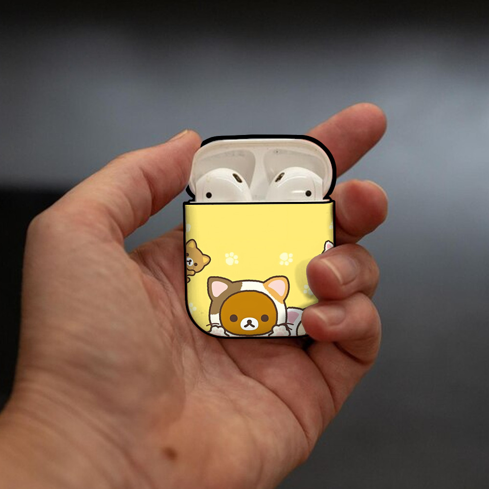 リラックマ リラックマ キイロイトリ Rilakkuma Korilakkuma Kiiroitori AirPods 第2世代保護ケース ハードシェル ブラック 耐衝撃・防指紋・カラビナ付き