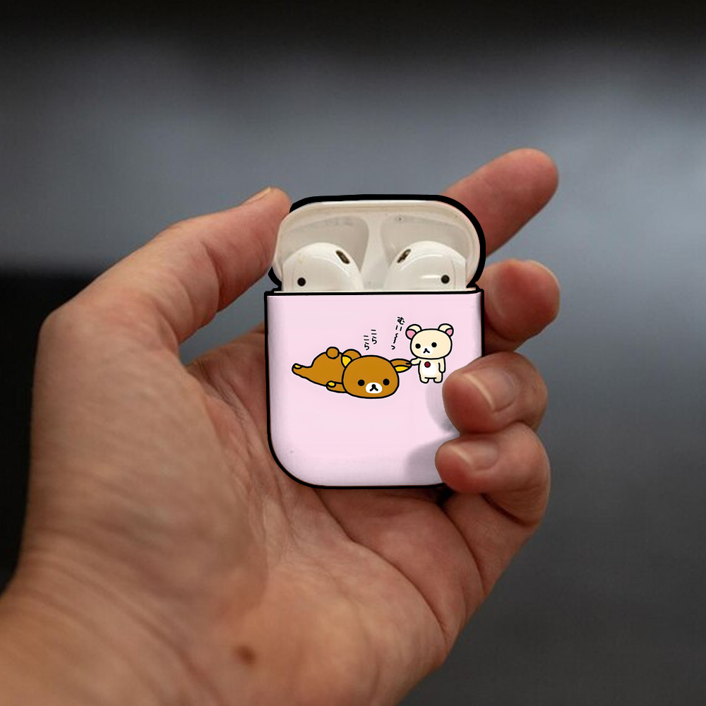 リラックマ リラックマ キイロイトリ Rilakkuma Korilakkuma Kiiroitori AirPods 第2世代保護ケース ハードシェル ブラック 耐衝撃・防指紋・カラビナ付き
