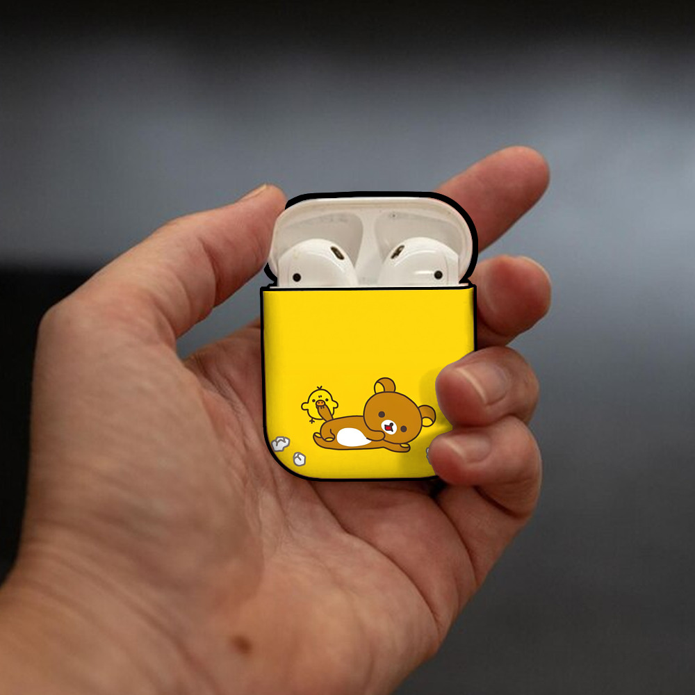 リラックマ リラックマ キイロイトリ Rilakkuma Korilakkuma Kiiroitori AirPods 第2世代保護ケース ハードシェル ブラック 耐衝撃・防指紋・カラビナ付き