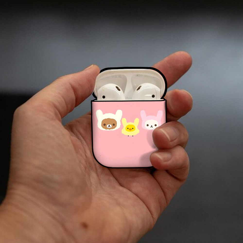 リラックマ リラックマ キイロイトリ Rilakkuma Korilakkuma Kiiroitori AirPods 第2世代保護ケース ハードシェル ブラック 耐衝撃・防指紋・カラビナ付き