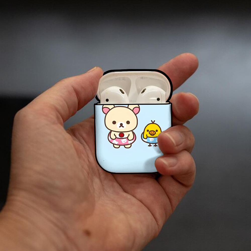 リラックマ リラックマ キイロイトリ Rilakkuma Korilakkuma Kiiroitori AirPods 第2世代保護ケース ハードシェル ブラック 耐衝撃・防指紋・カラビナ付き
