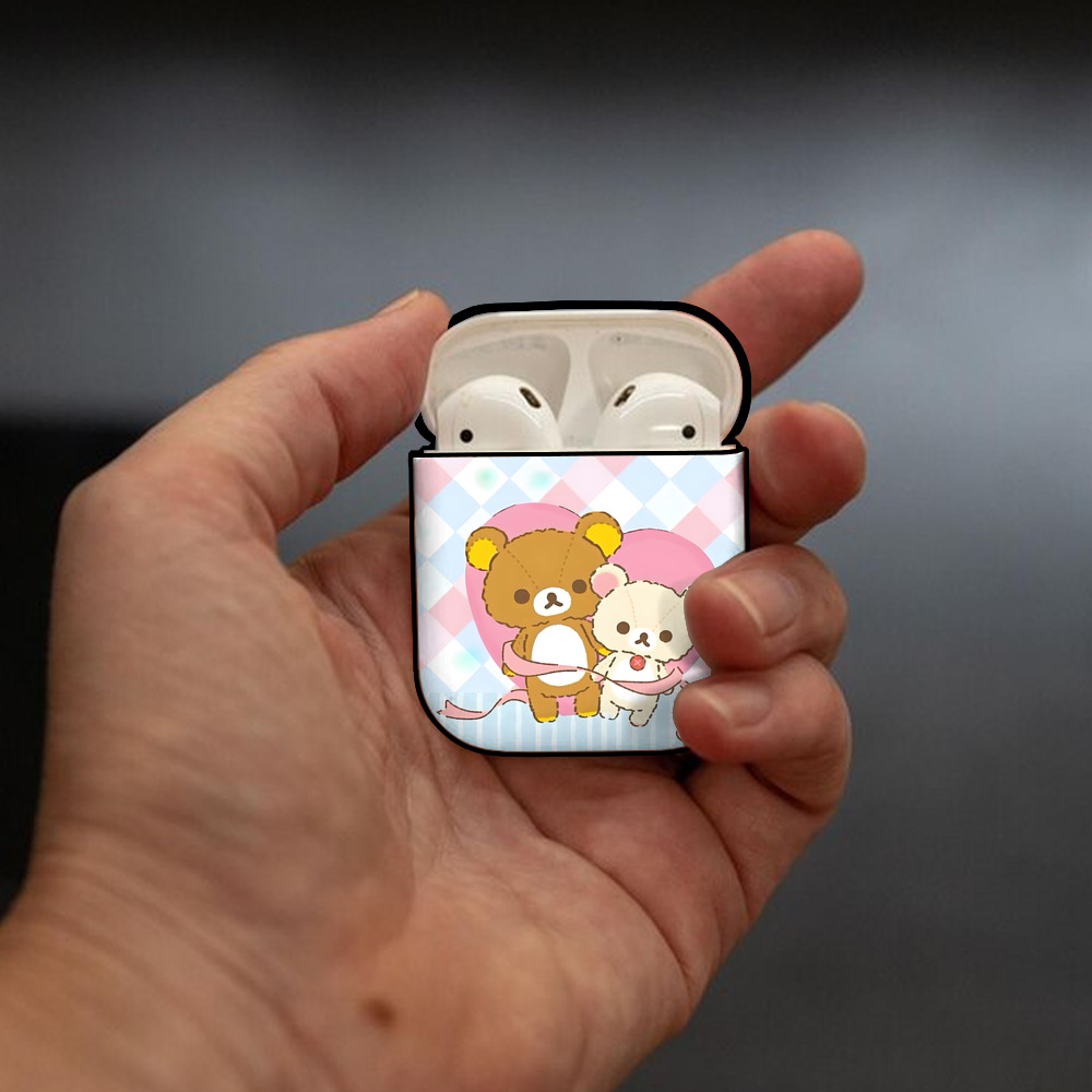 リラックマ リラックマ キイロイトリ Rilakkuma Korilakkuma Kiiroitori AirPods 第2世代保護ケース ハードシェル ブラック 耐衝撃・防指紋・カラビナ付き